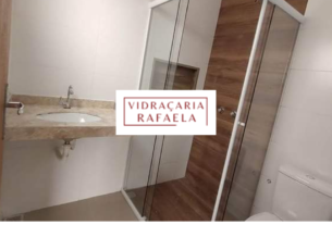 Box com Blindex no Méier