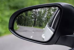 Conserto de Retrovisor na Região Oceânica