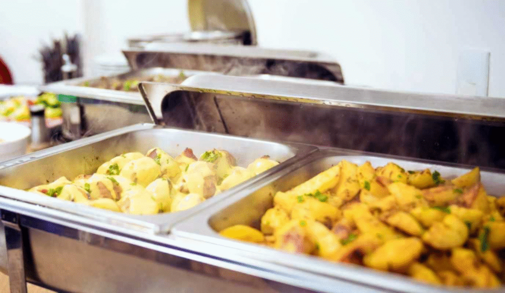 Le Tatty Buffet: Tradição e Sabor.